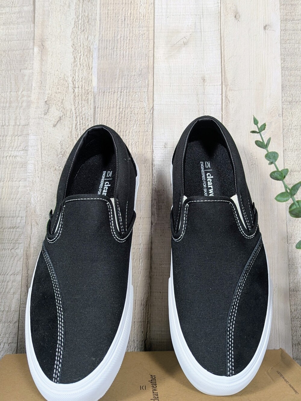 Clearweather Black Slip-On Skate Shoes Canvas Sneakers Men's Size 8